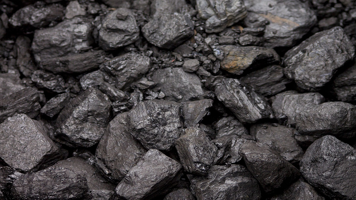 Coal Import Declines to 209 Million Ton in 2021-22